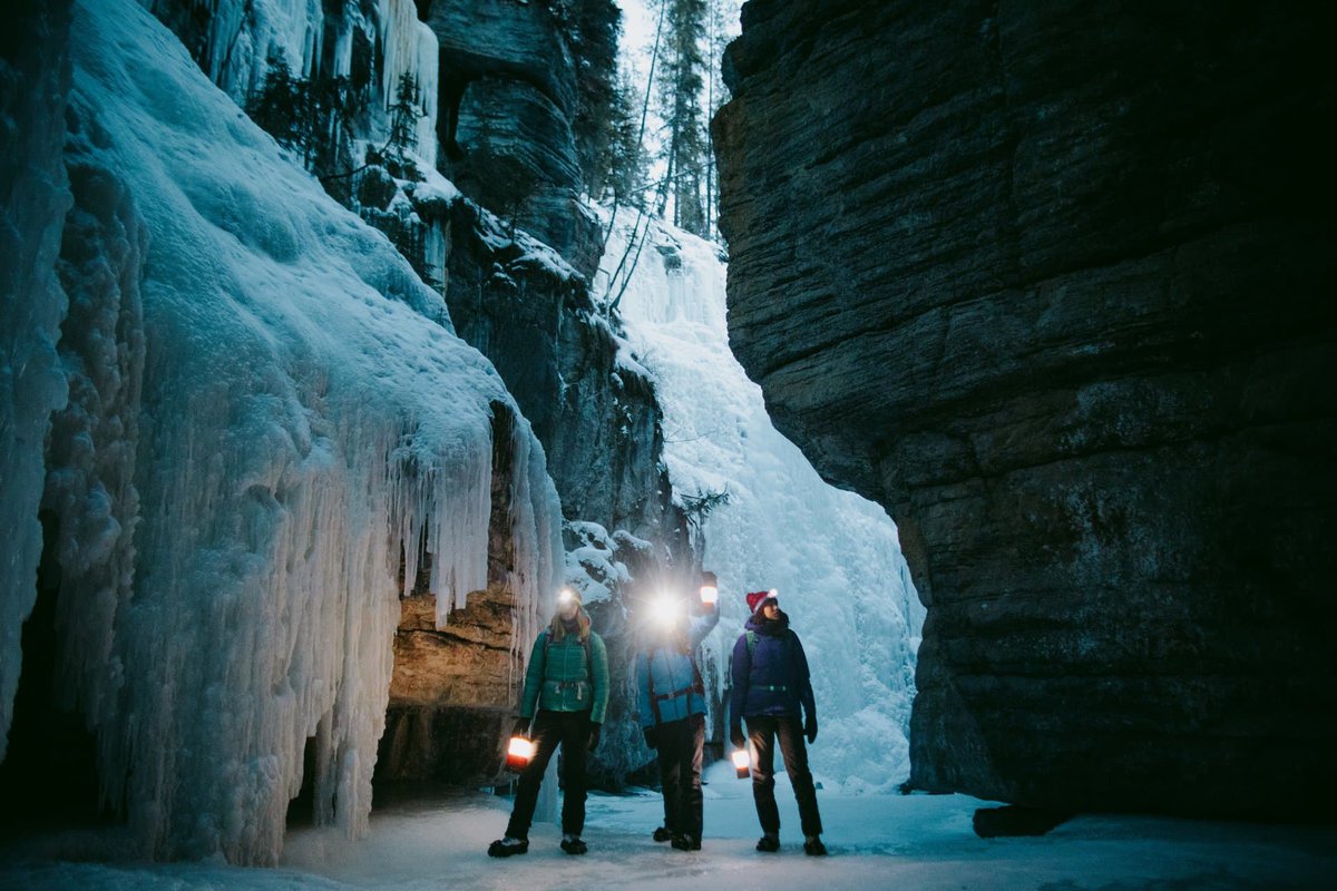 Maligne Canyon Ice Walk Tourism Jasper