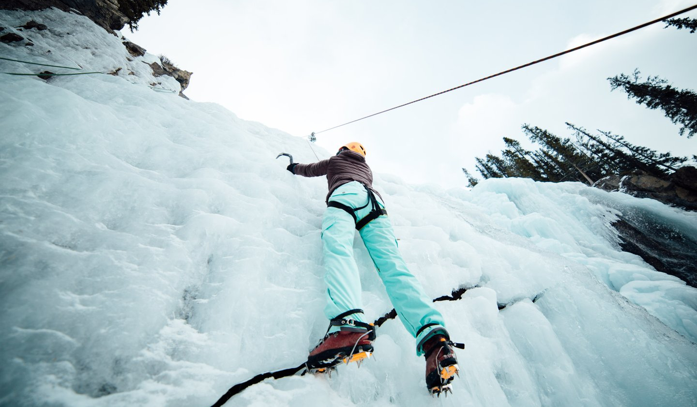 Private Guided Ice Climbing | Tourism Jasper