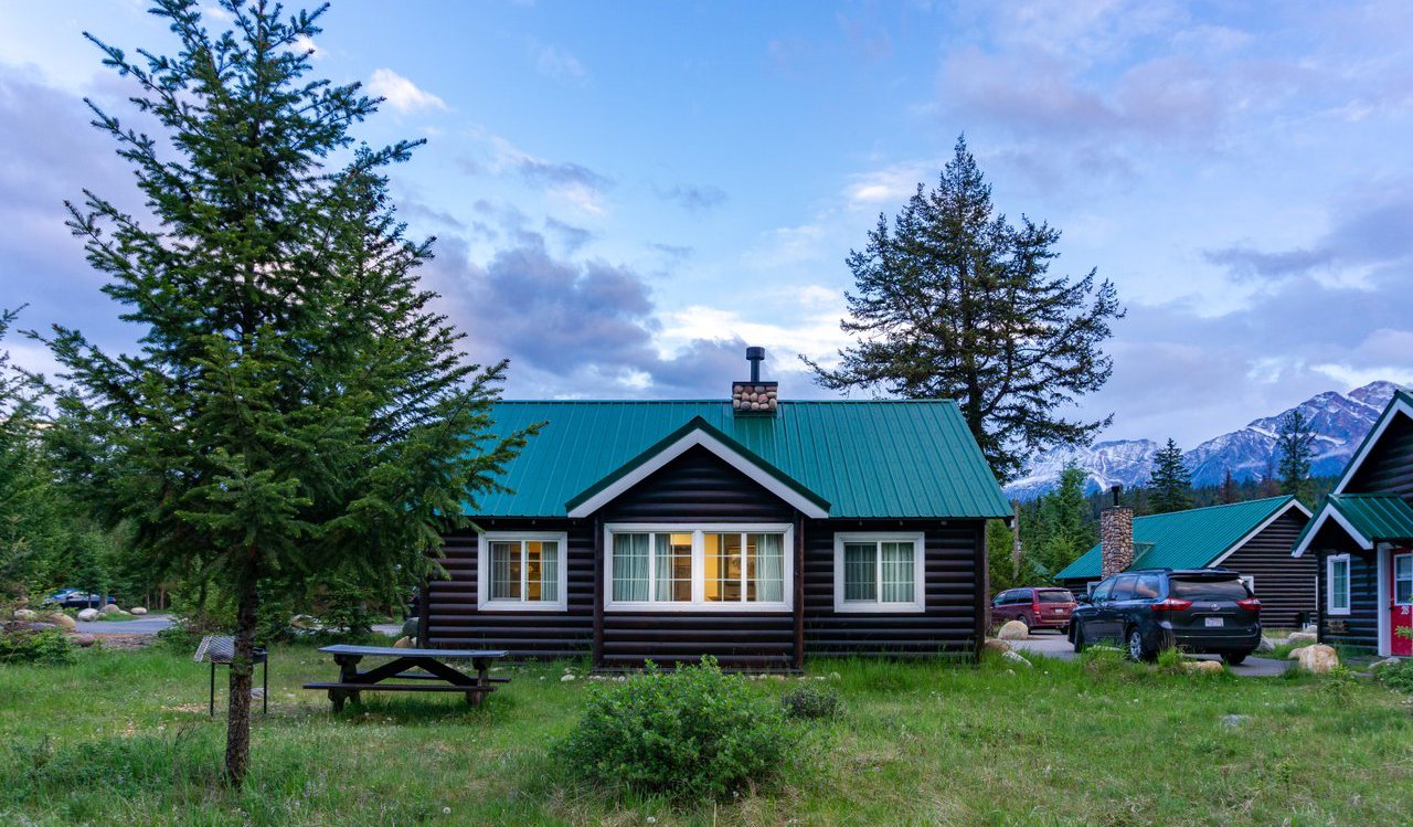 Pine Bungalows | Tourism Jasper