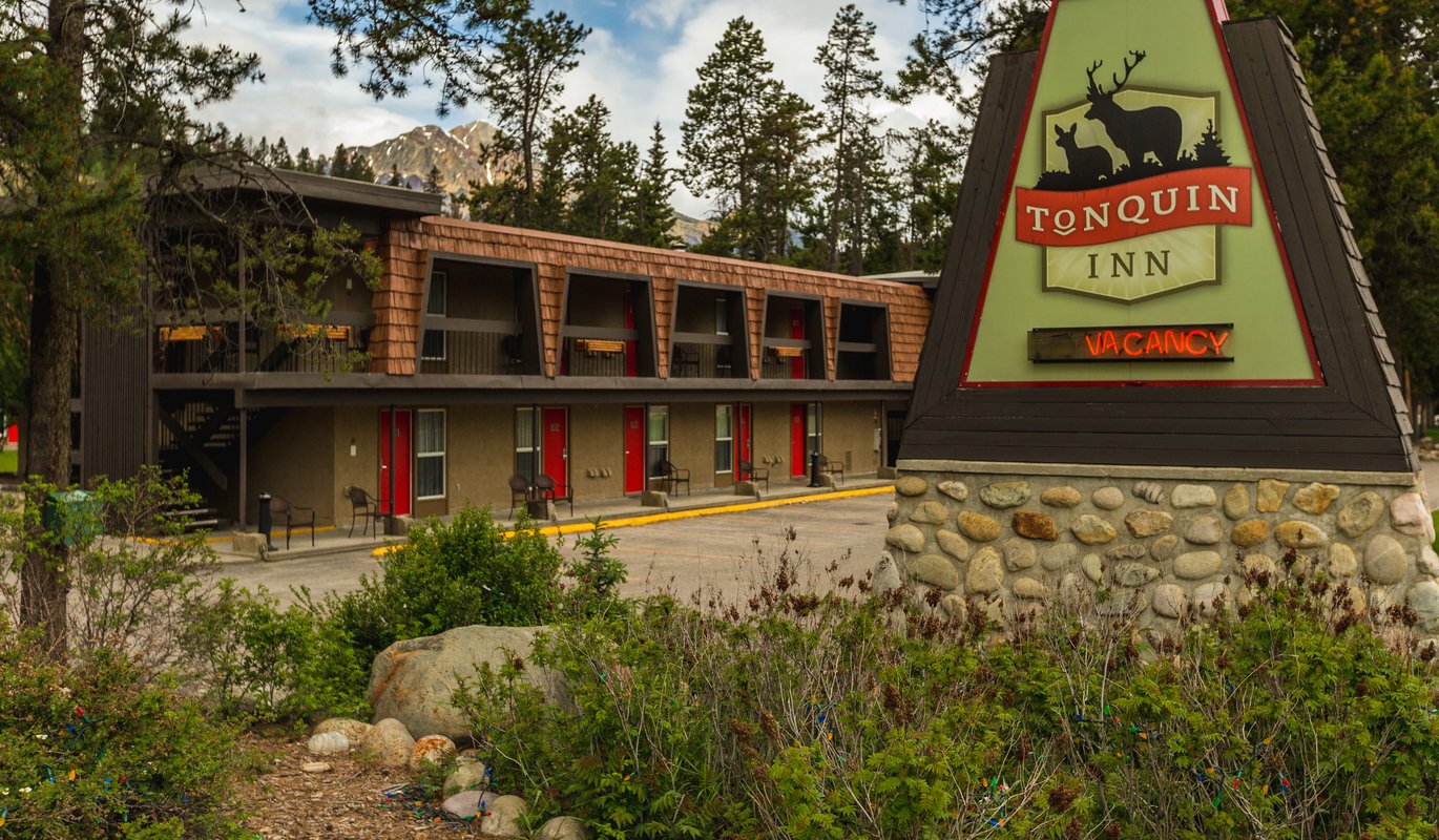 Tonquin Inn | Tourism Jasper