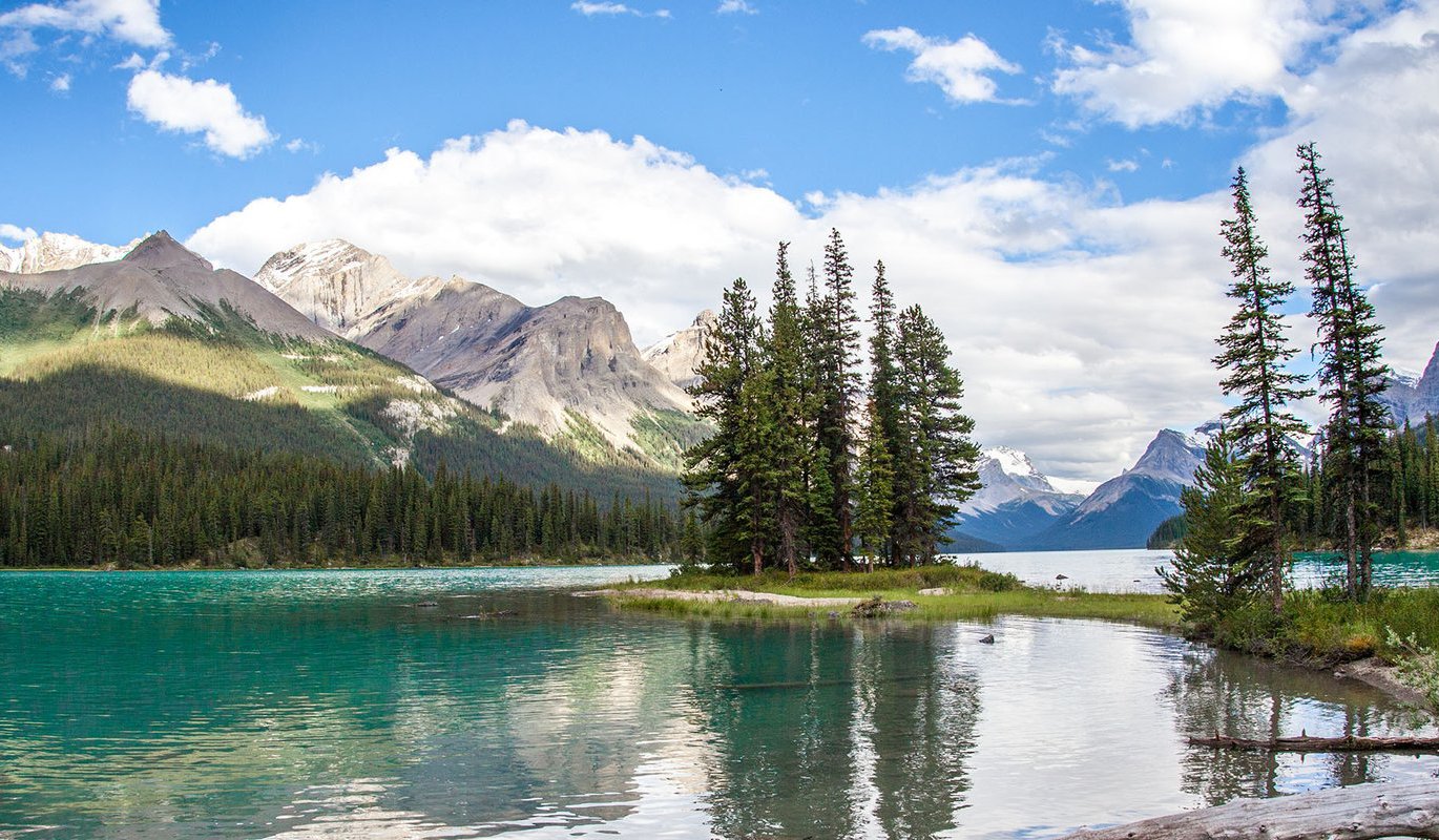 where-is-spirit-island-tourism-jasper