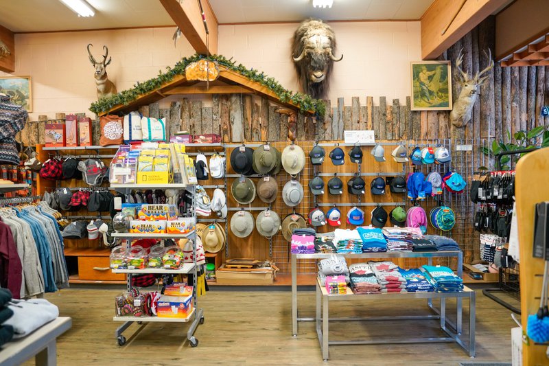 About Us - Totem Ski Shop